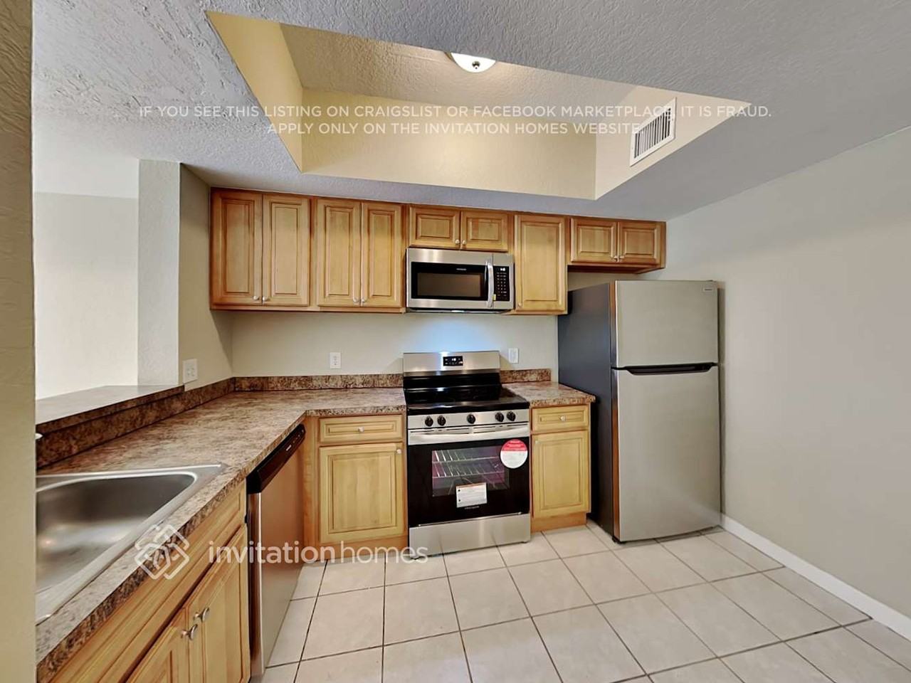 741 Sw 148th Ave #710 - Photo 6 of 16