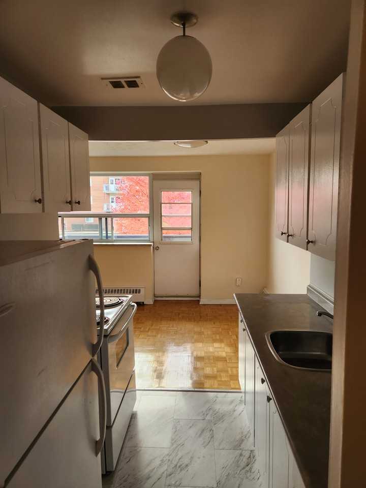 Trayborn Hill - Photo 3 of 10