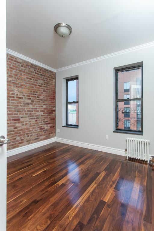 Lexington Ave #11 - Photo 2 of 4