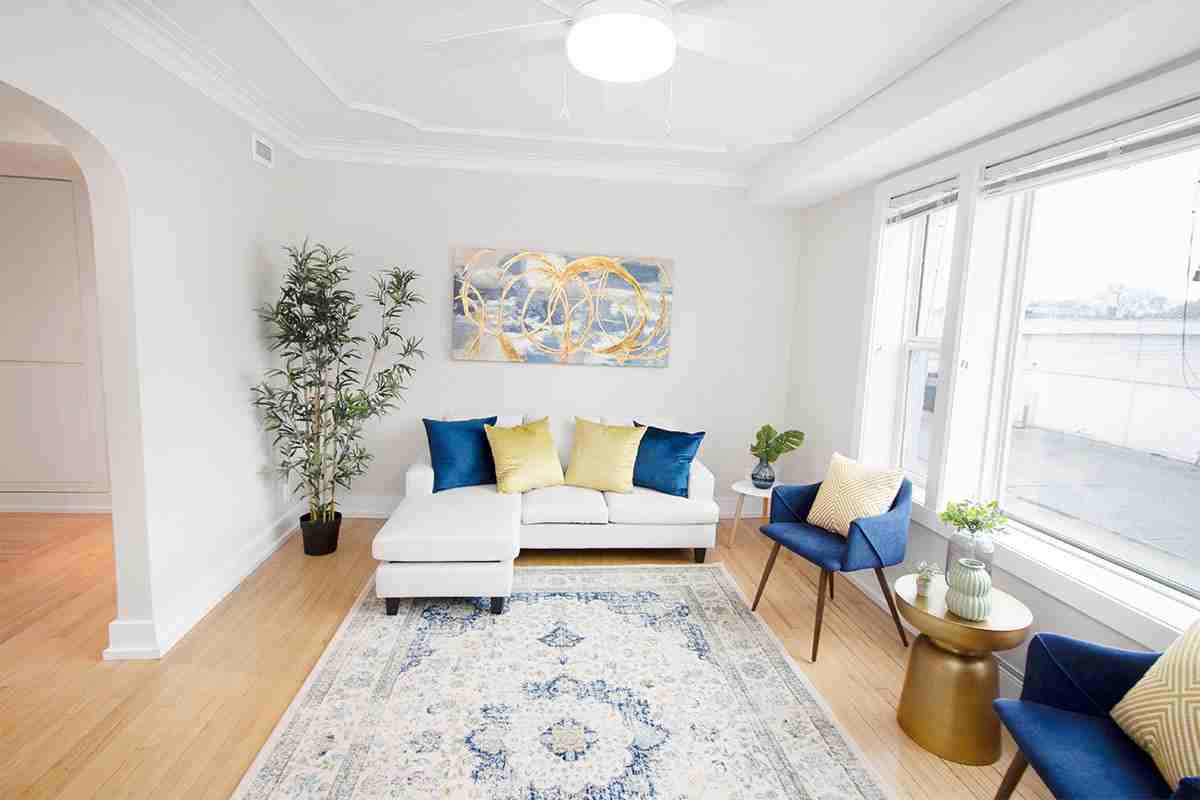 311 Marion Street - Photo 2 of 25