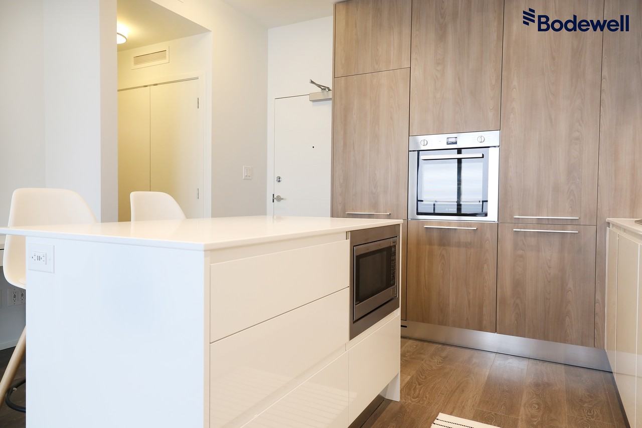 The Amazing Brentwood - Tower 1 - Photo 5 of 16