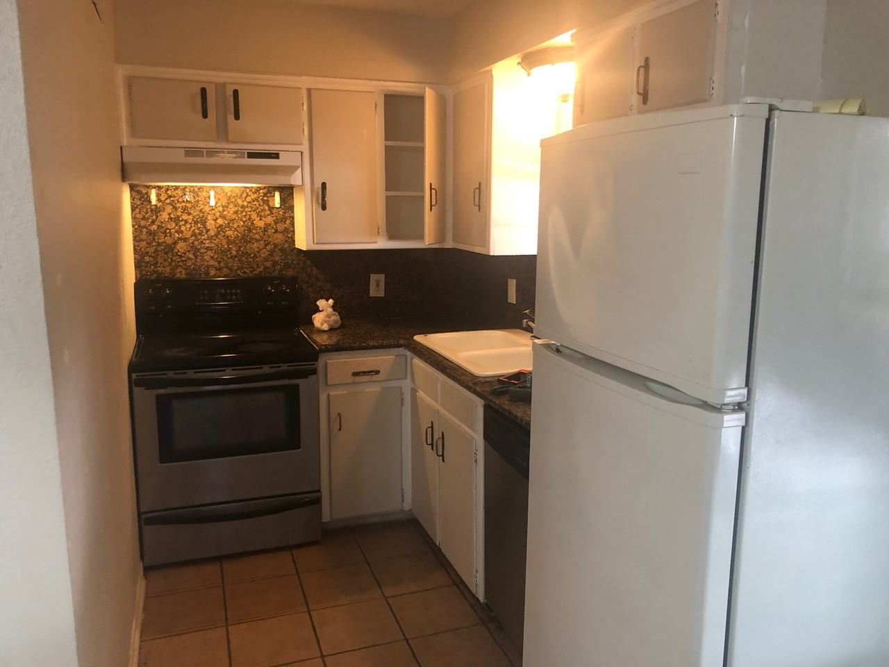 710 Colquitt - 07 #07 - Photo 3 of 14