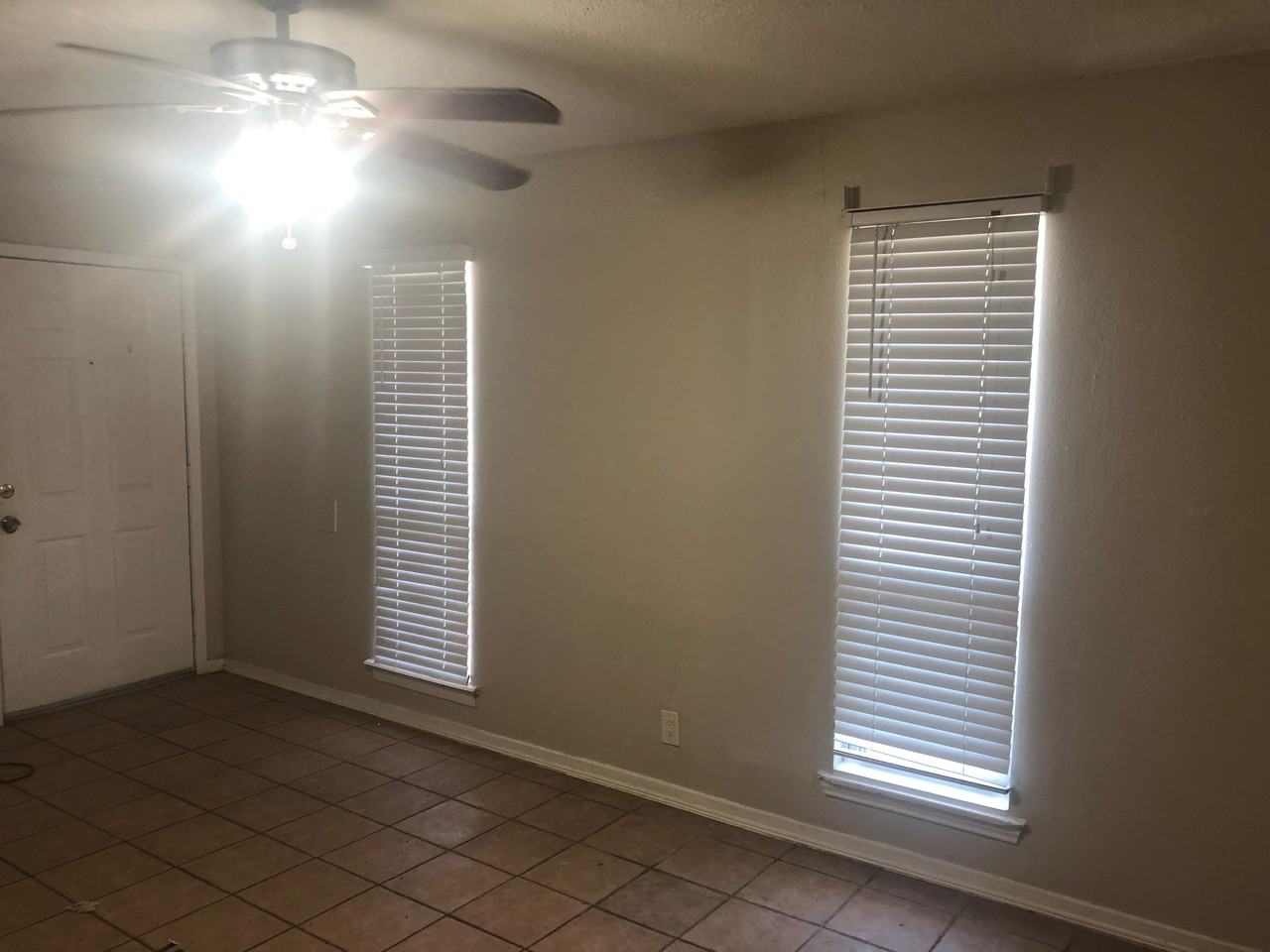 710 Colquitt - 07 #07 - Photo 7 of 14