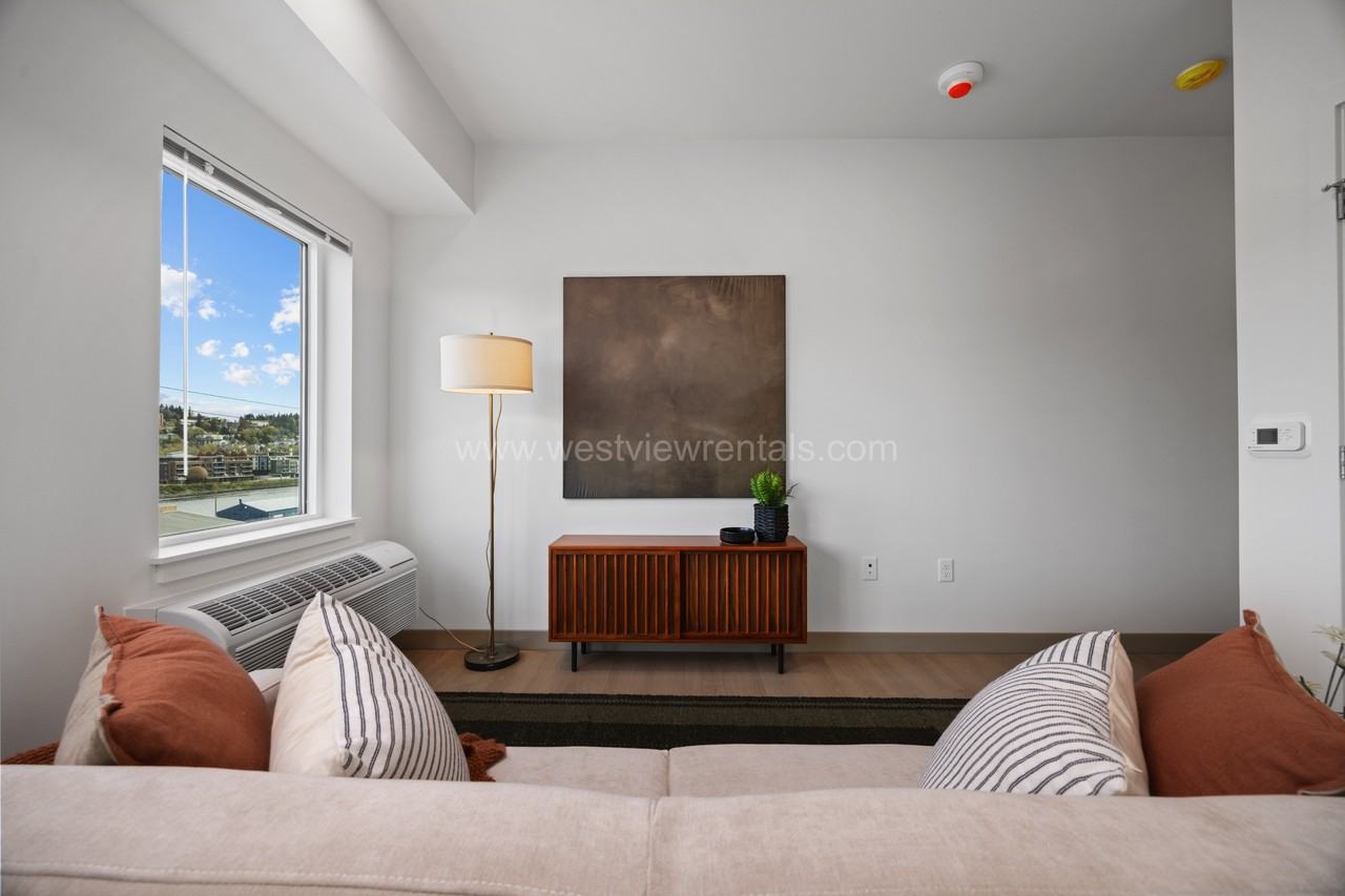 711 Astor Street - Studio XL #XL - Photo 5 of 28