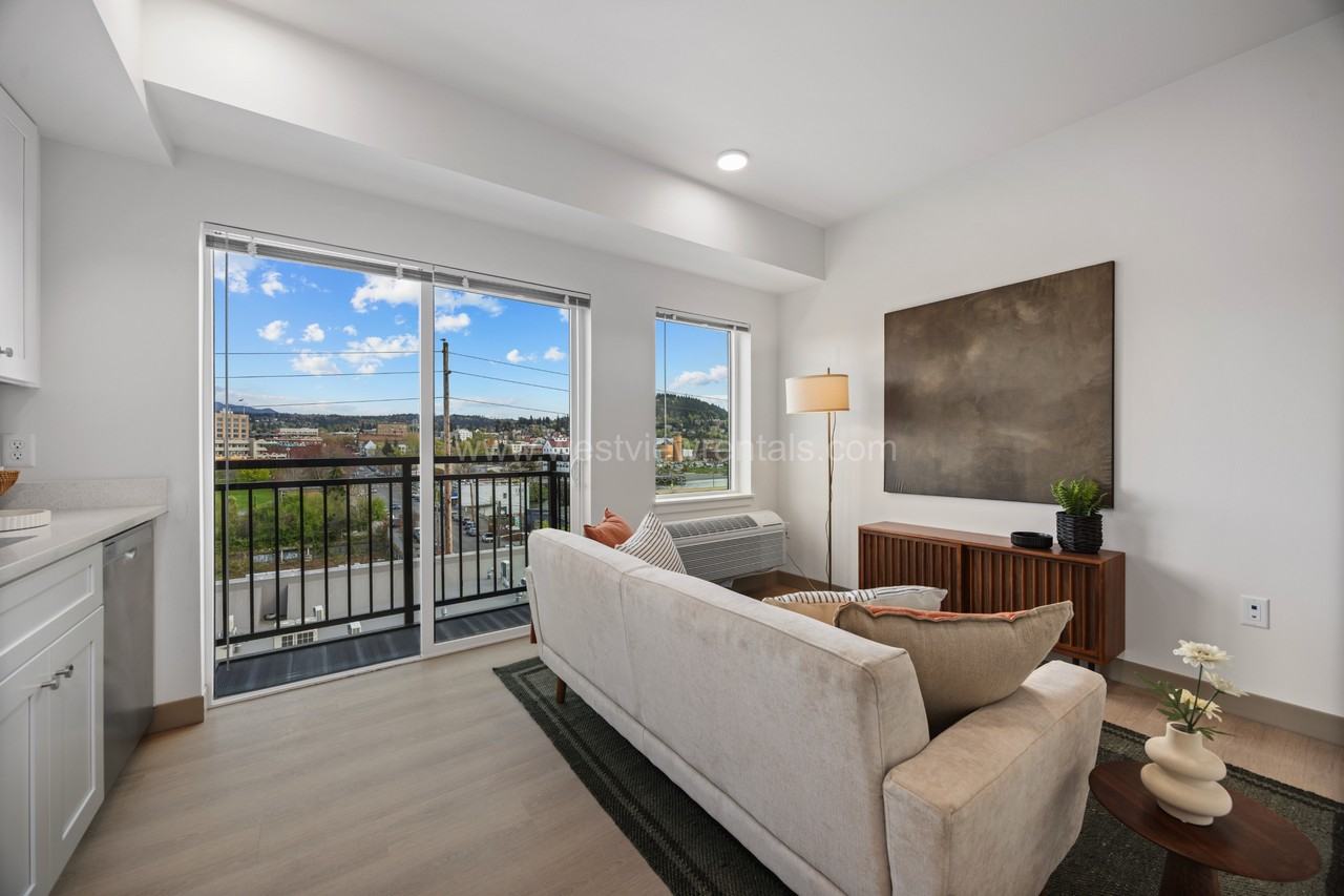 711 Astor Street - Studio XL #XL - Photo 6 of 28