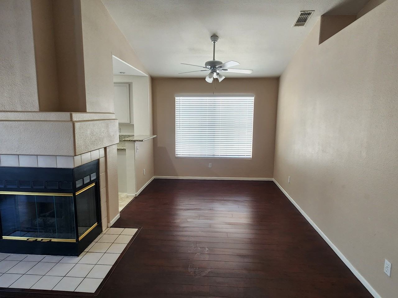5201 S. Torrey Pines DriveUnit 1219 #1219 - Photo 4 of 13