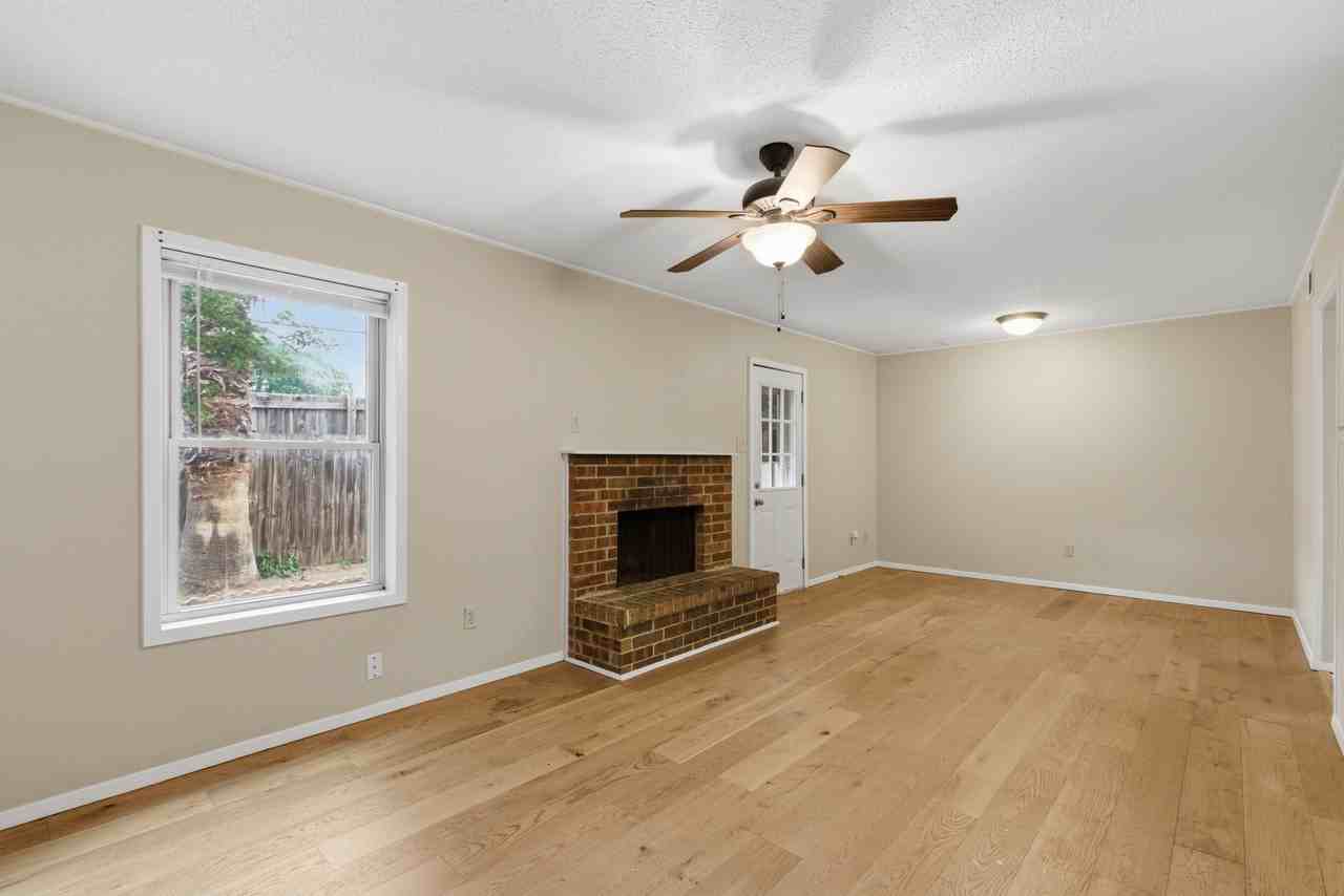 2113 Fleur De Lis Ct #1 - Photo 2 of 24