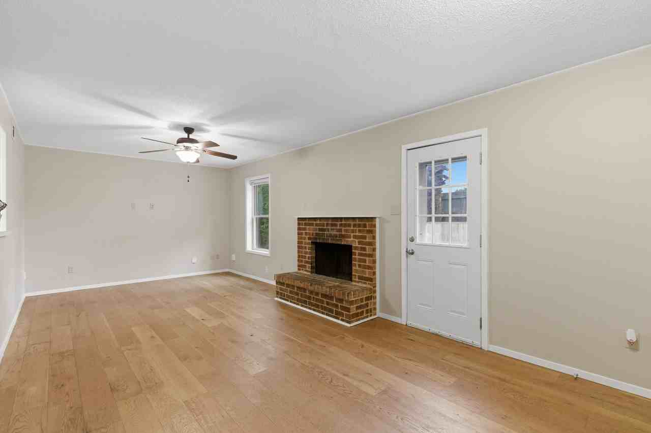 2113 Fleur De Lis Ct #1 - Photo 3 of 24