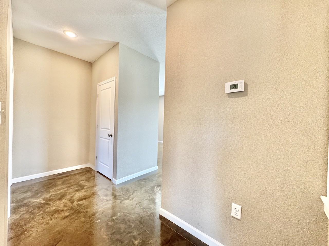 4306 Holcomb #412 - Photo 7 of 29
