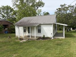 featured image of 530 Crescent Dr #1