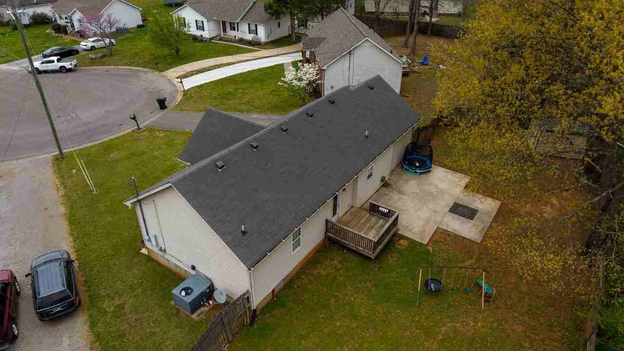 2553 Hillingdon Dr #1 - Photo 3 of 12