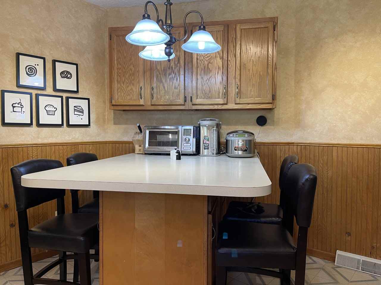 1708 Howlett Ln #1 - Photo 4 of 40
