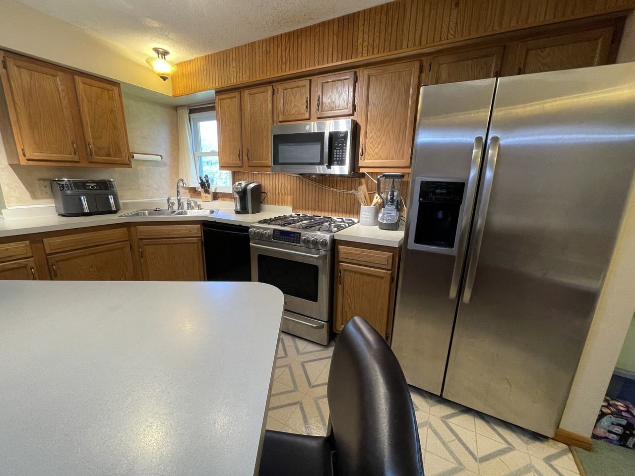 1708 Howlett Ln #1 - Photo 6 of 40