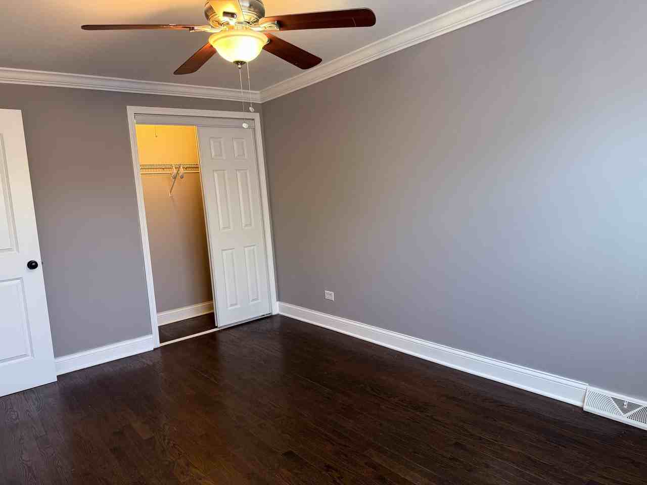 11547 S Ashland Ave #1 - Photo 6 of 16