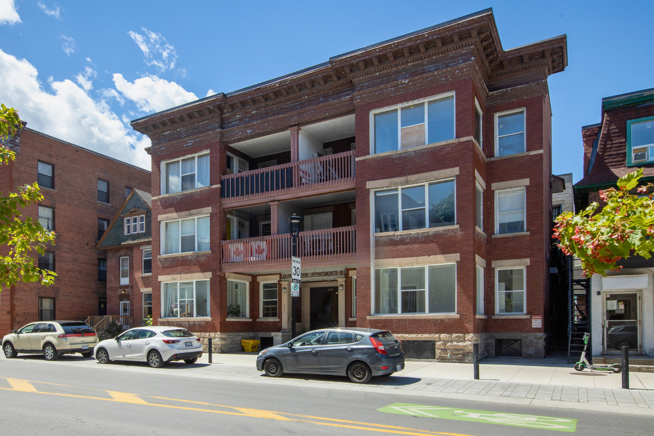 Holbrook Apartments - Photo 6 of 17