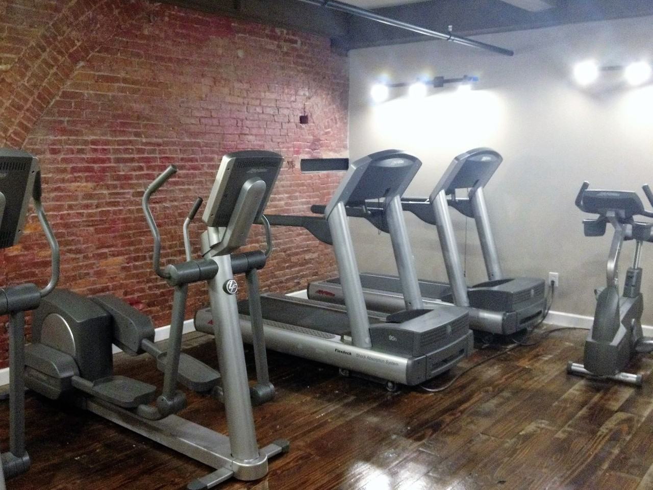 175 W. Gay Ave. - Photo 7 of 32