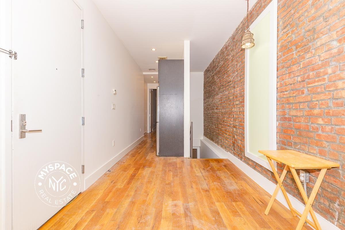 1815 Palmetto St #1L - Photo 4 of 12