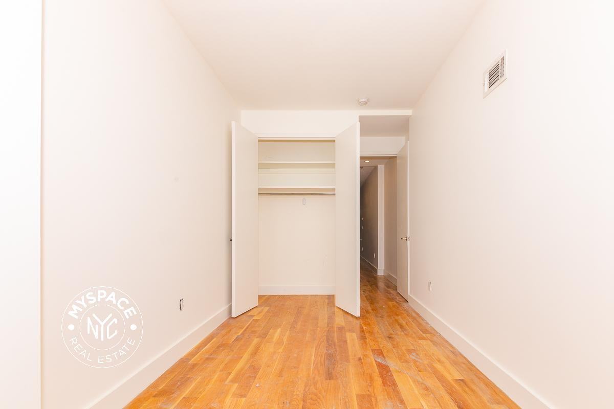 1815 Palmetto St #1L - Photo 6 of 12