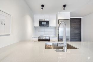 5227 Boulevard Décarie #203 - Photo 1 of 1