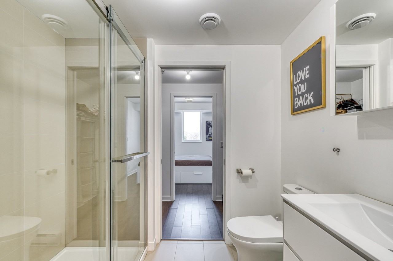 5227 Boulevard Décarie #203 - Photo 6 of 13