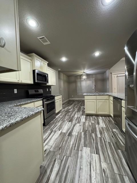706 Oakley St #1 - Photo 7 of 19