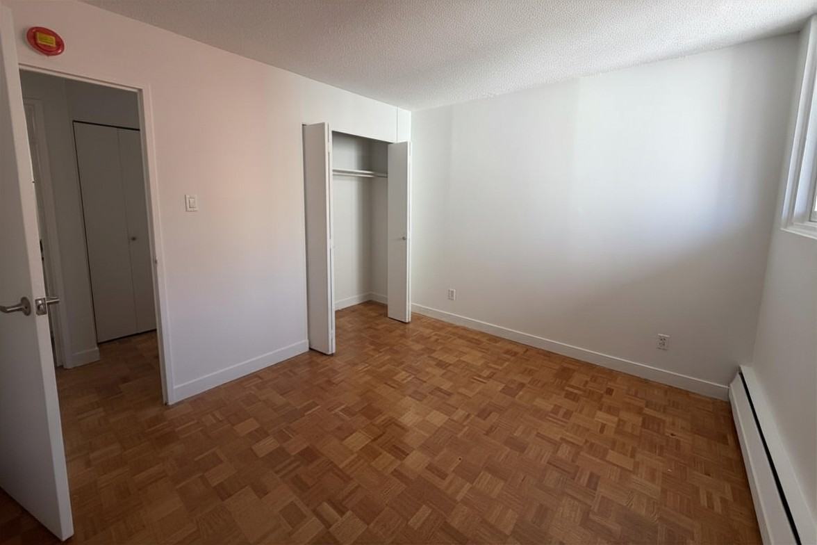 125 Somerset St. W. - Photo 6 of 28