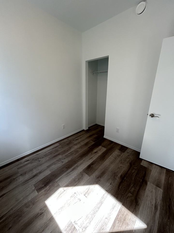 SF227 | 1 Month Free – 1 Bedroom Garden Suite – North Edmonton - Photo 7 of 7