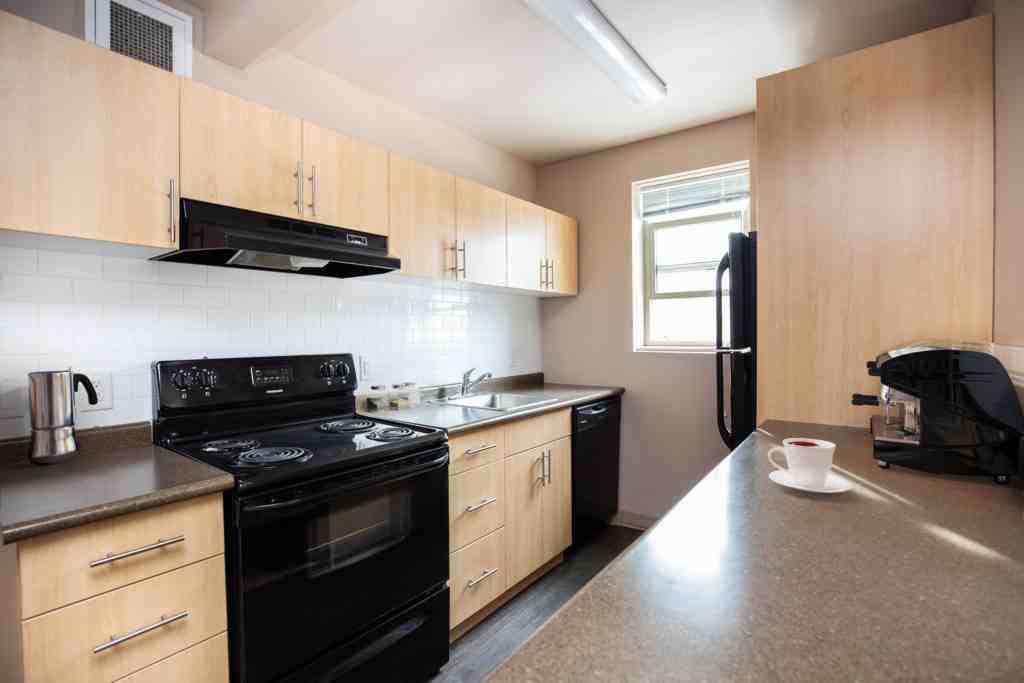 Grandview Apartments - Photo 5 of 12