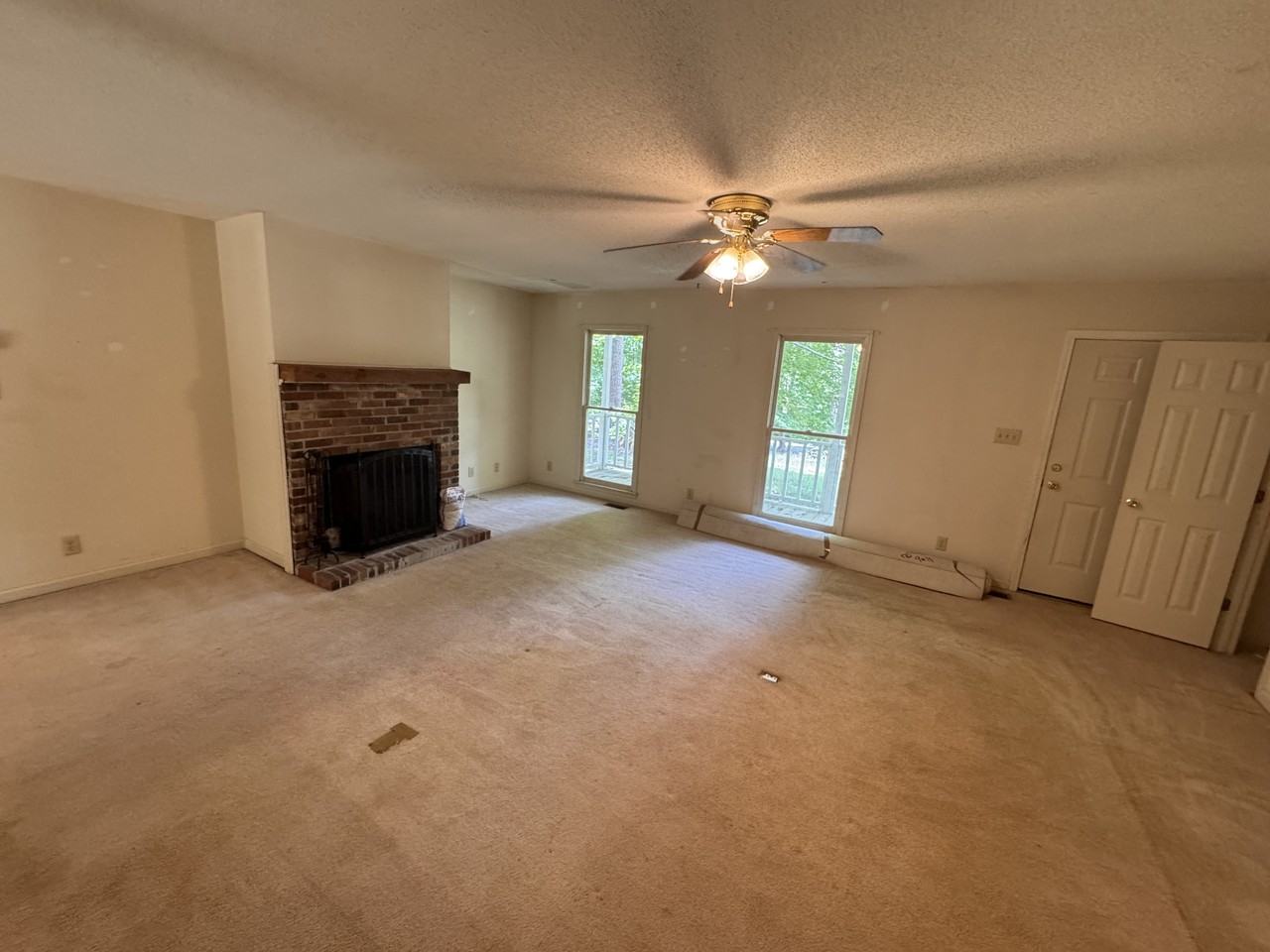 112 Oak Leaf Cir #1 - Photo 5 of 15