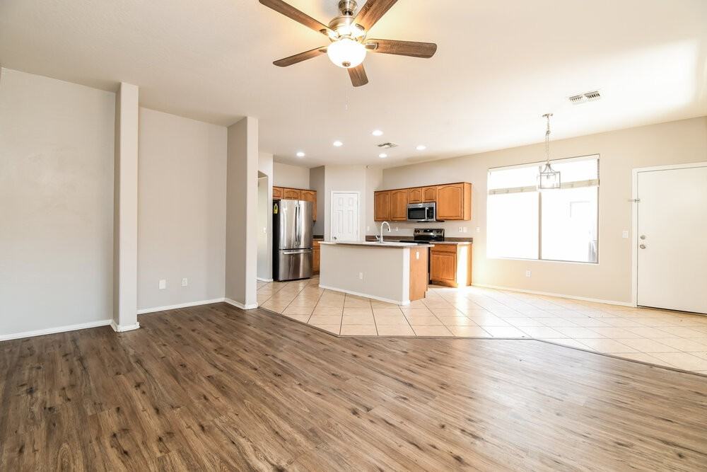 7313 E Mills St - Photo 5 of 17