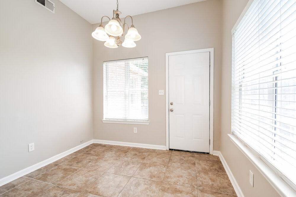 7340 Durango Dr - Photo 6 of 16