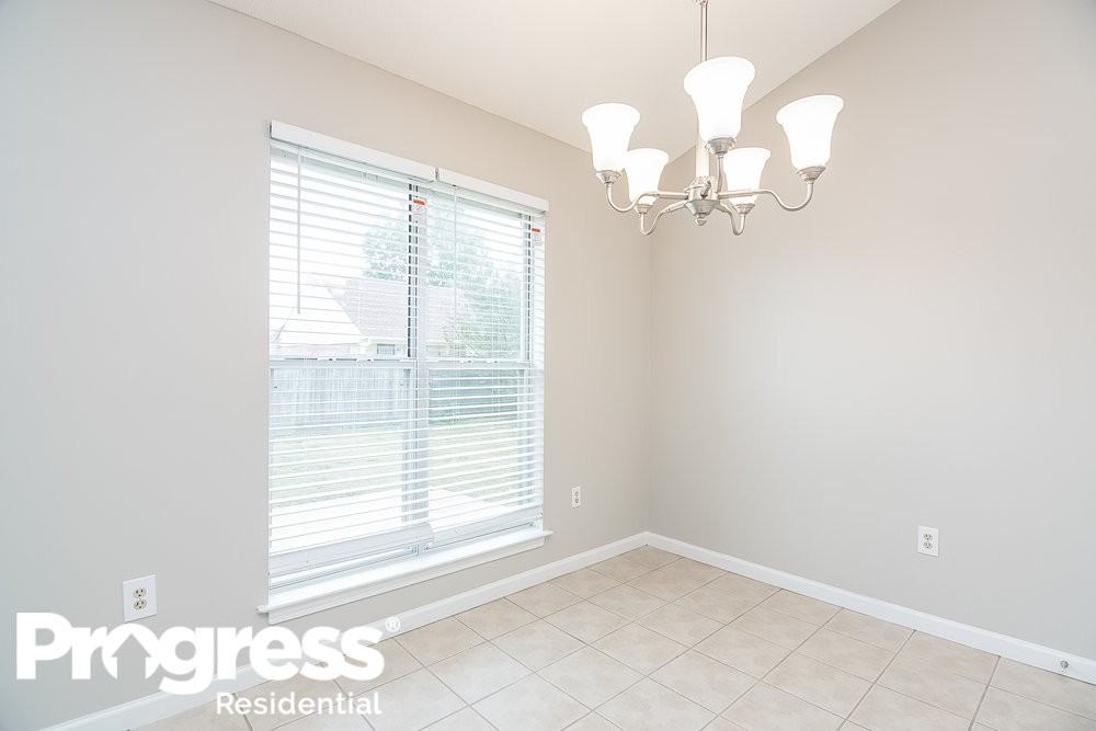 7202 Brenwood Dr - Photo 4 of 15