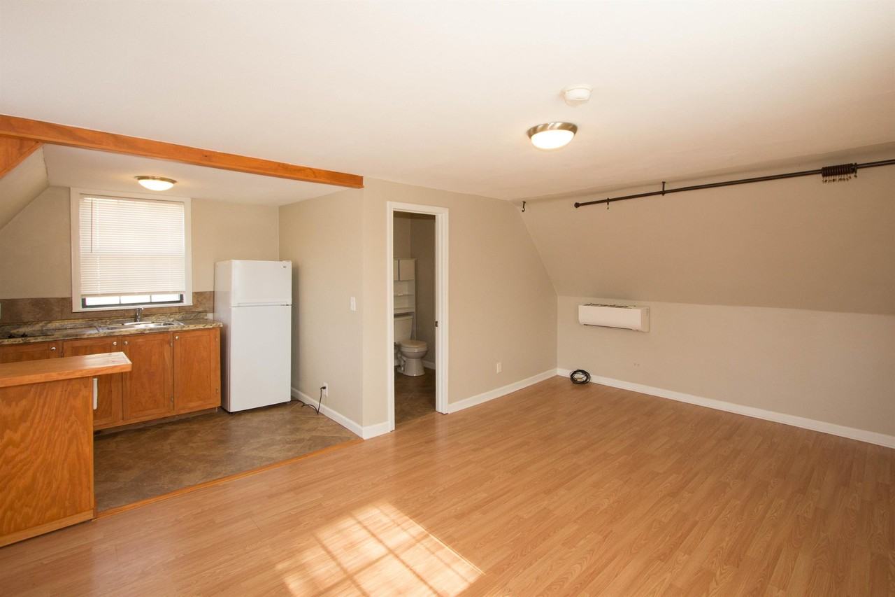 4B E 26th St #1 - Photo 4 of 13