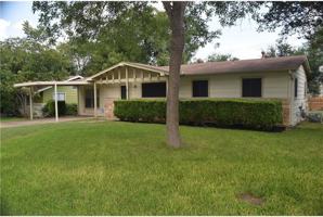 featured image of 7611 Eastcrest Dr