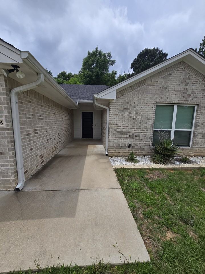 19866 Meadow West Ln #1 - Photo 2 of 32