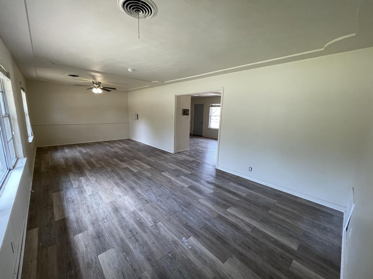1402 Linden Dr #1 - Photo 2 of 19