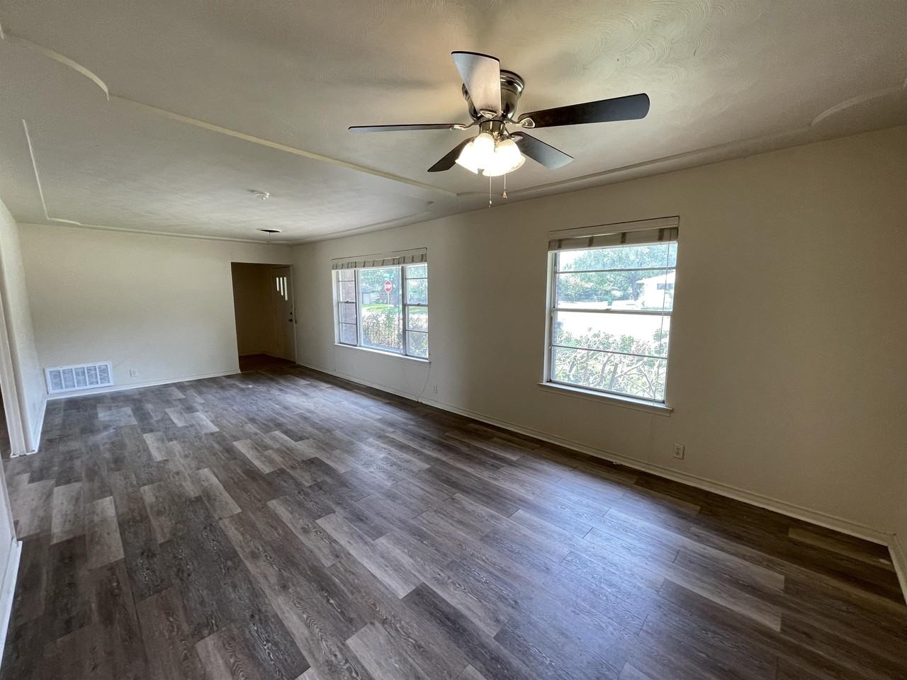 1402 Linden Dr #1 - Photo 3 of 19