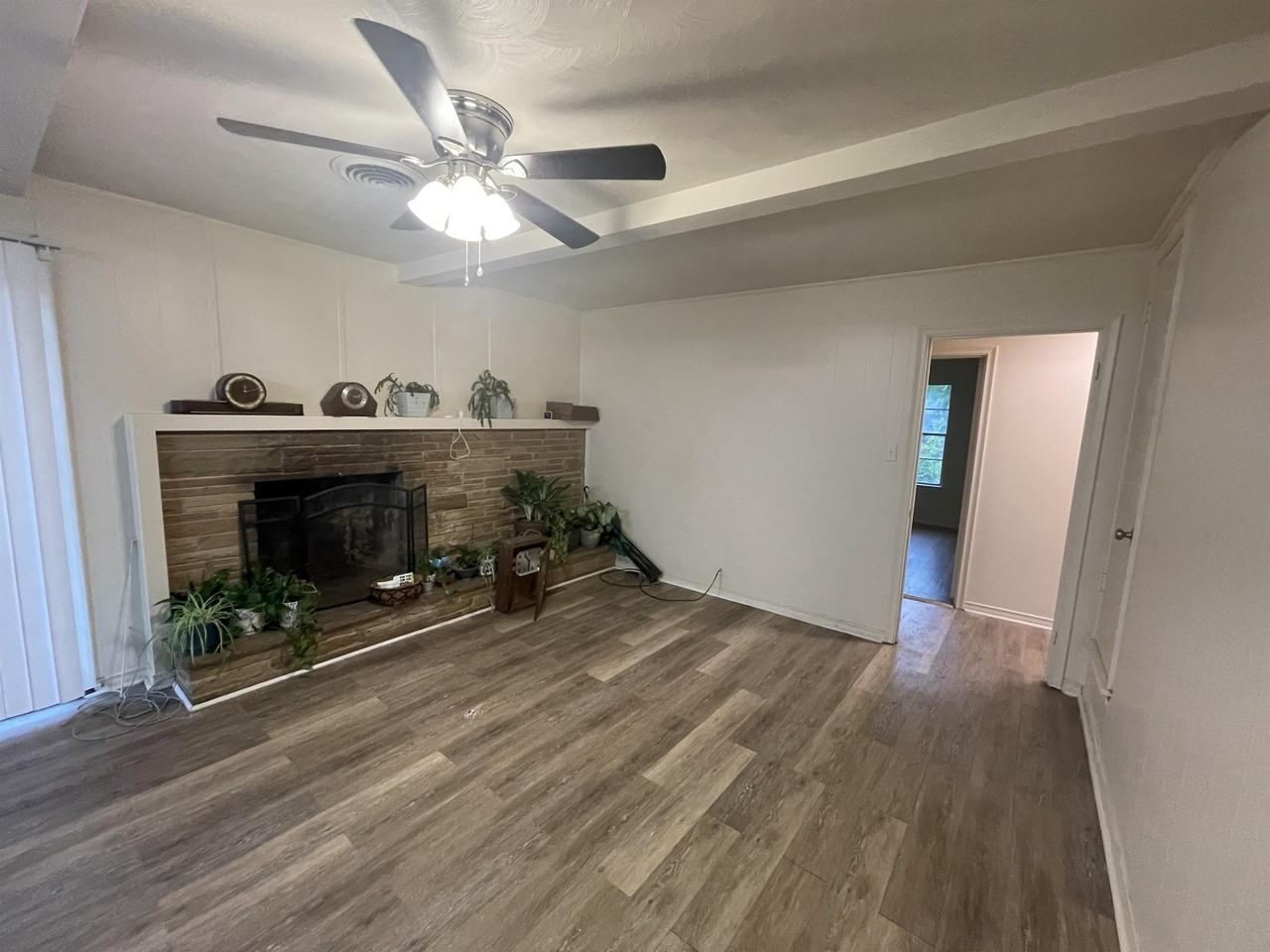 1402 Linden Dr #1 - Photo 5 of 19