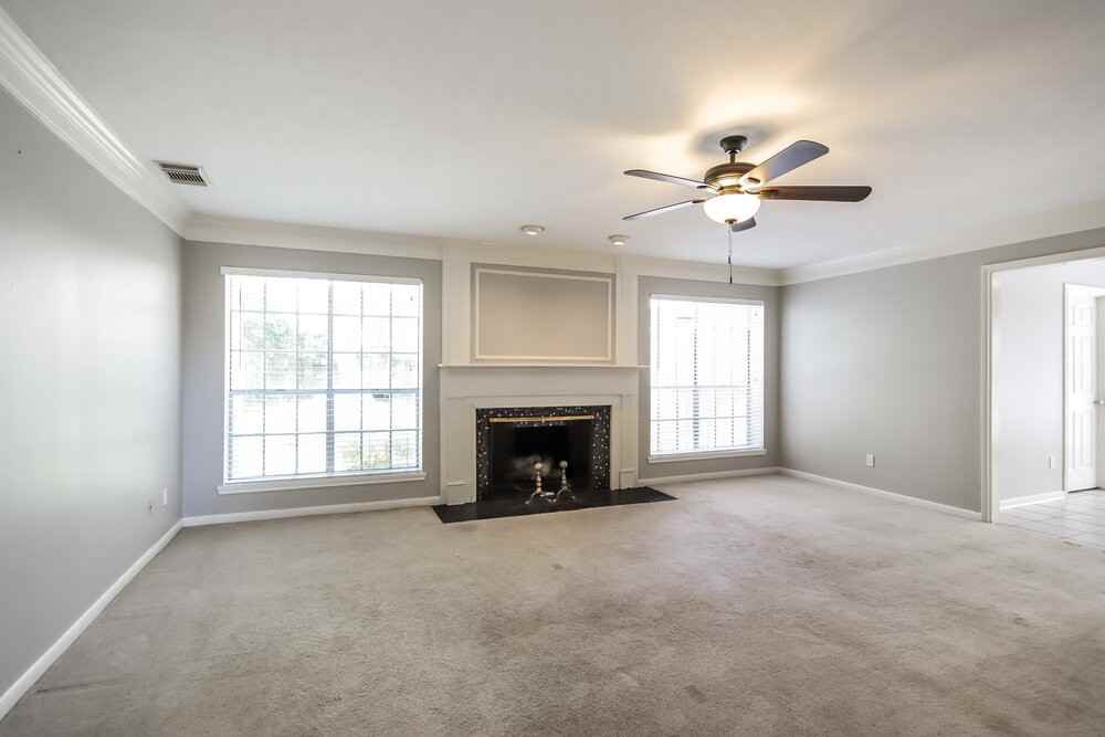 3102 Hickory Falls Dr - Photo 4 of 17