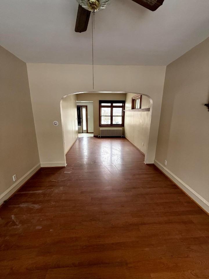 2820 W 1st St - Photo 4 of 9