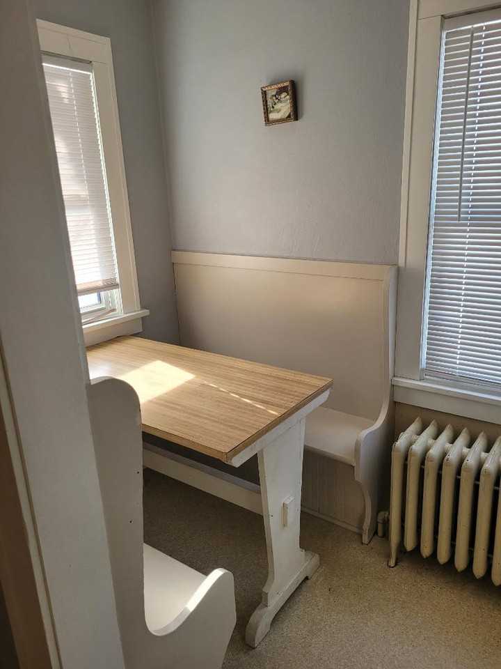 302 N 5th Ave - Photo 4 of 9