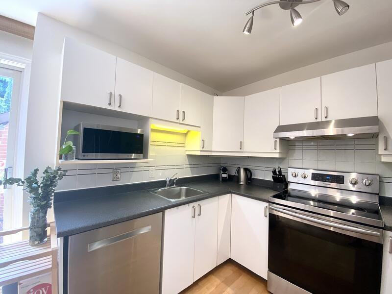 7 Bertrand St - Photo 6 of 14