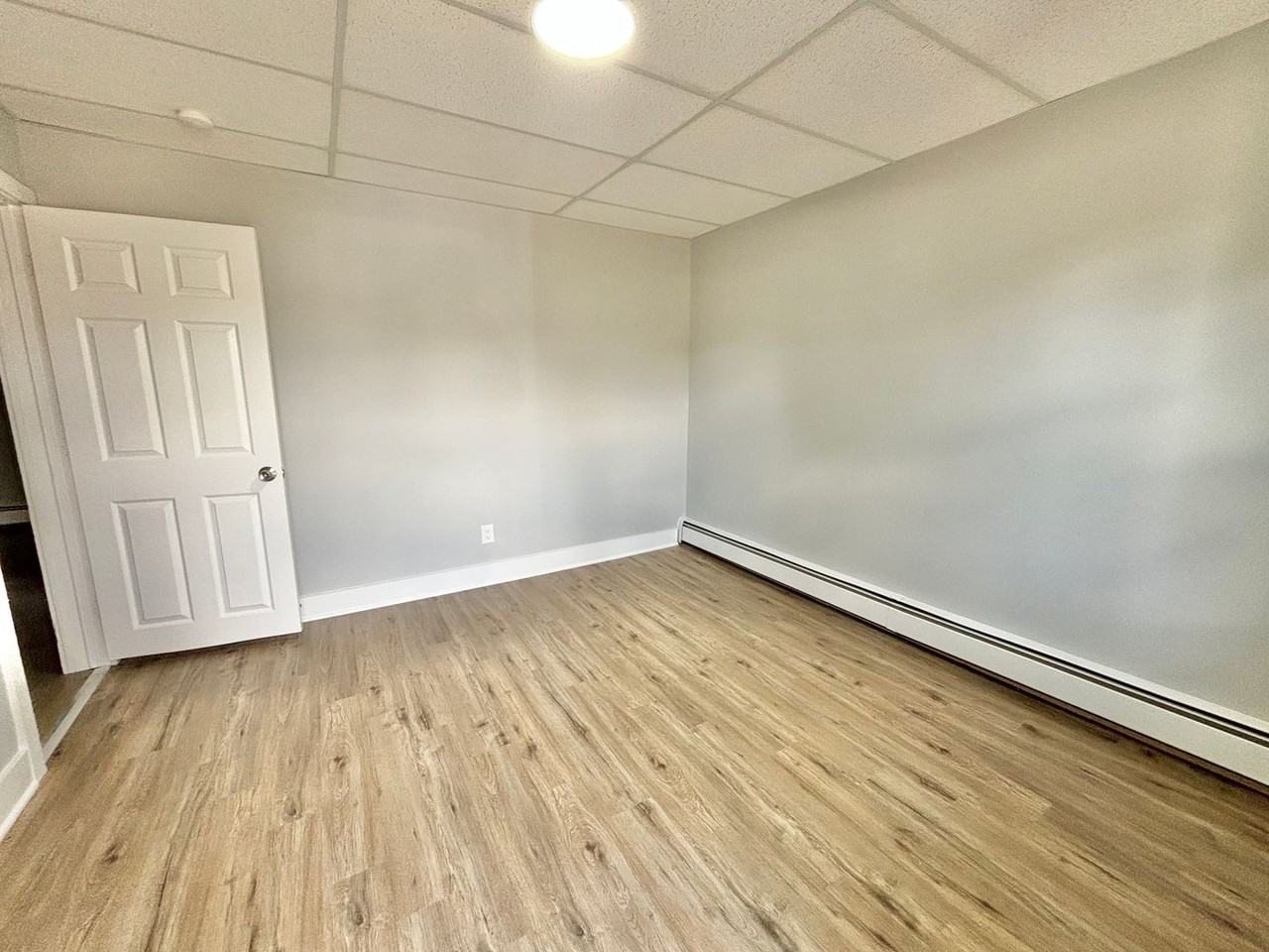 2303 Main St - Photo 6 of 11