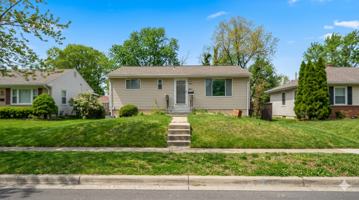 featured image of 2317 Roslyn Ave #1