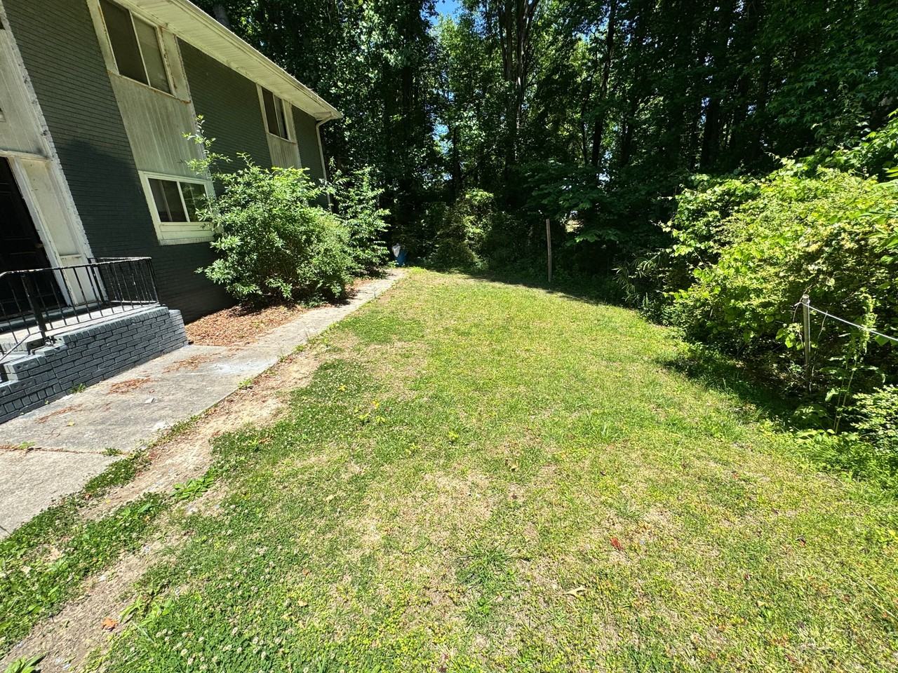 609 Allen Dr - Photo 2 of 15