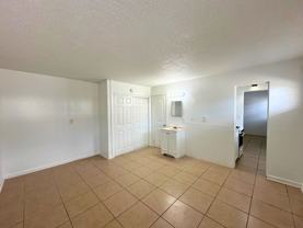 4611 S Congress Ave #201 - Photo 1 of 1