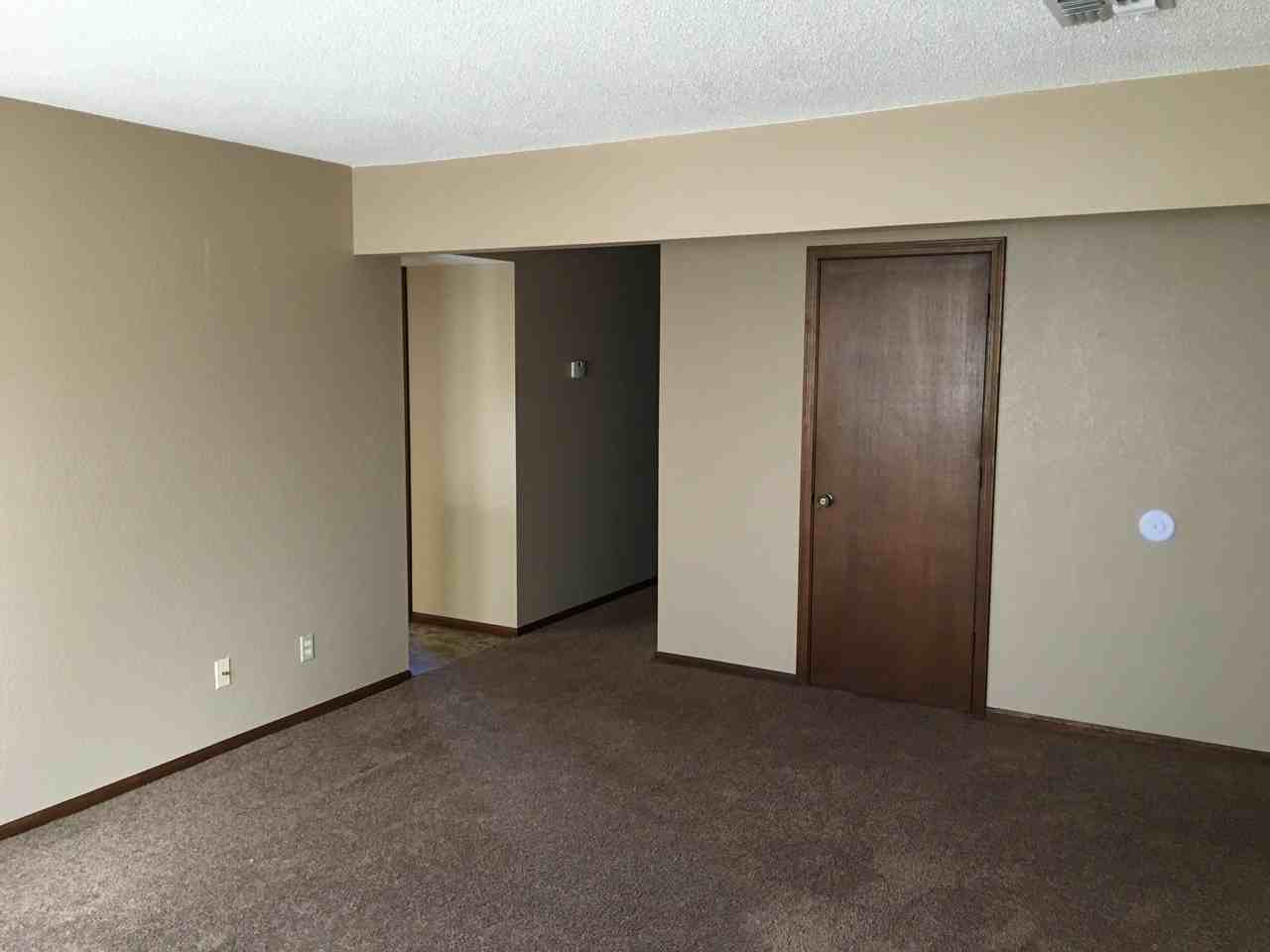 5840 Cherry Pl #C - Photo 2 of 10