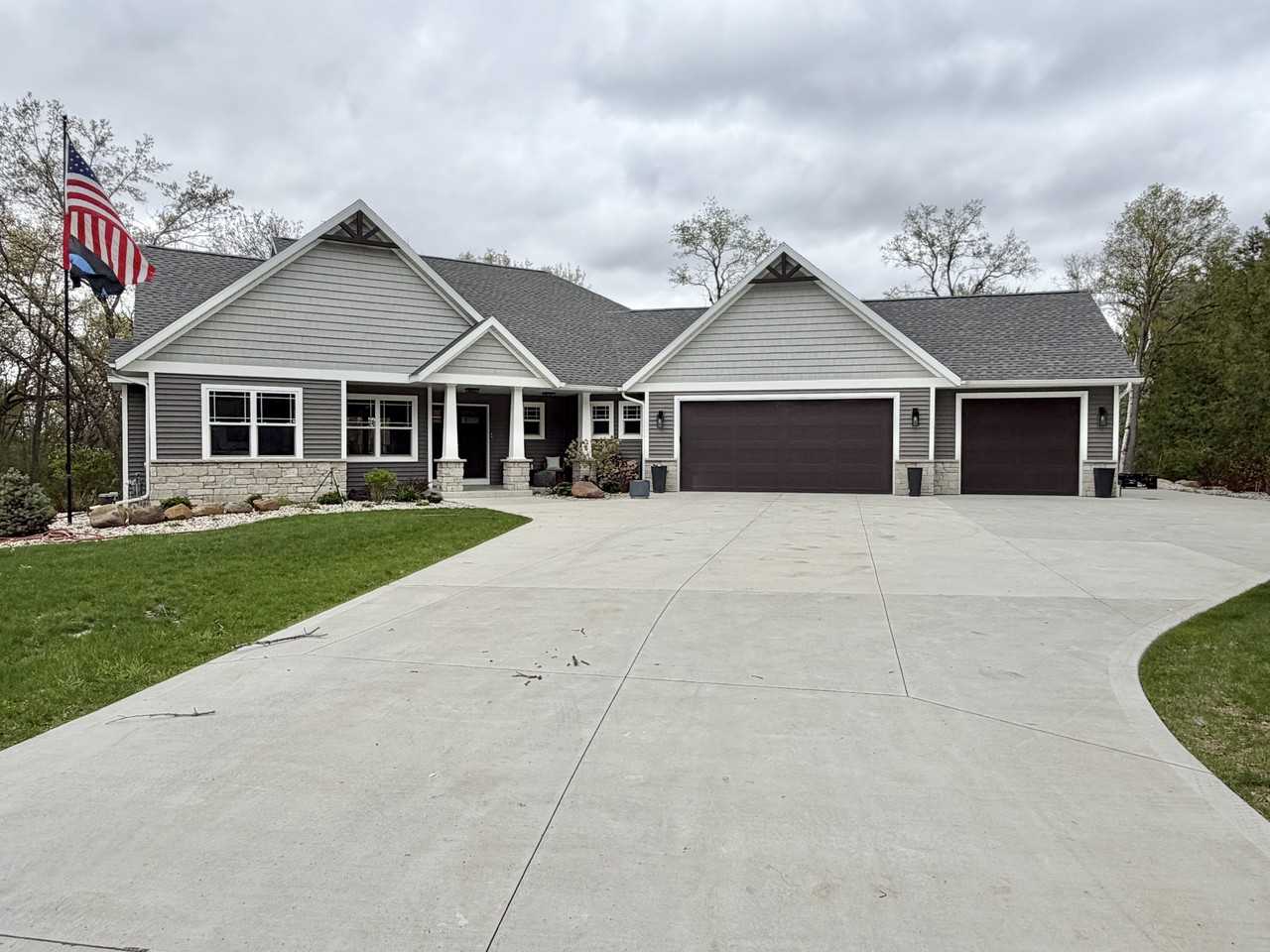 5201 N Grand Videre Dr #1 - Photo 2 of 32