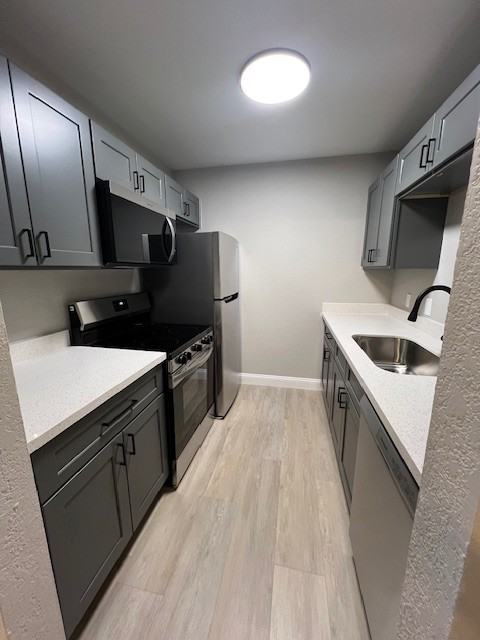 4164 Treadway Rd #4164-01 - Photo 2 of 5