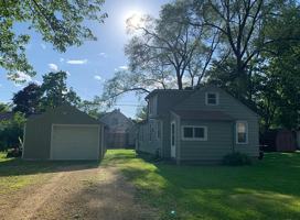 featured image of 1908 S Cottage Ave #1